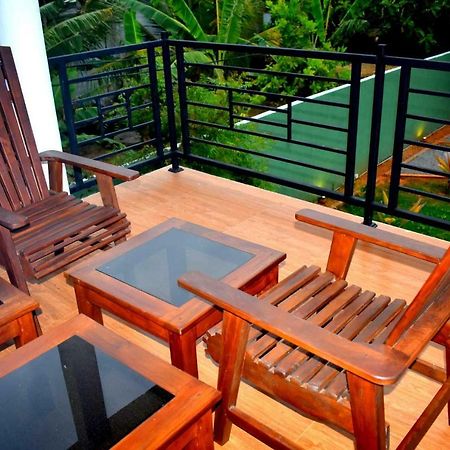 Blue Sky Hotel Yala Extérieur photo